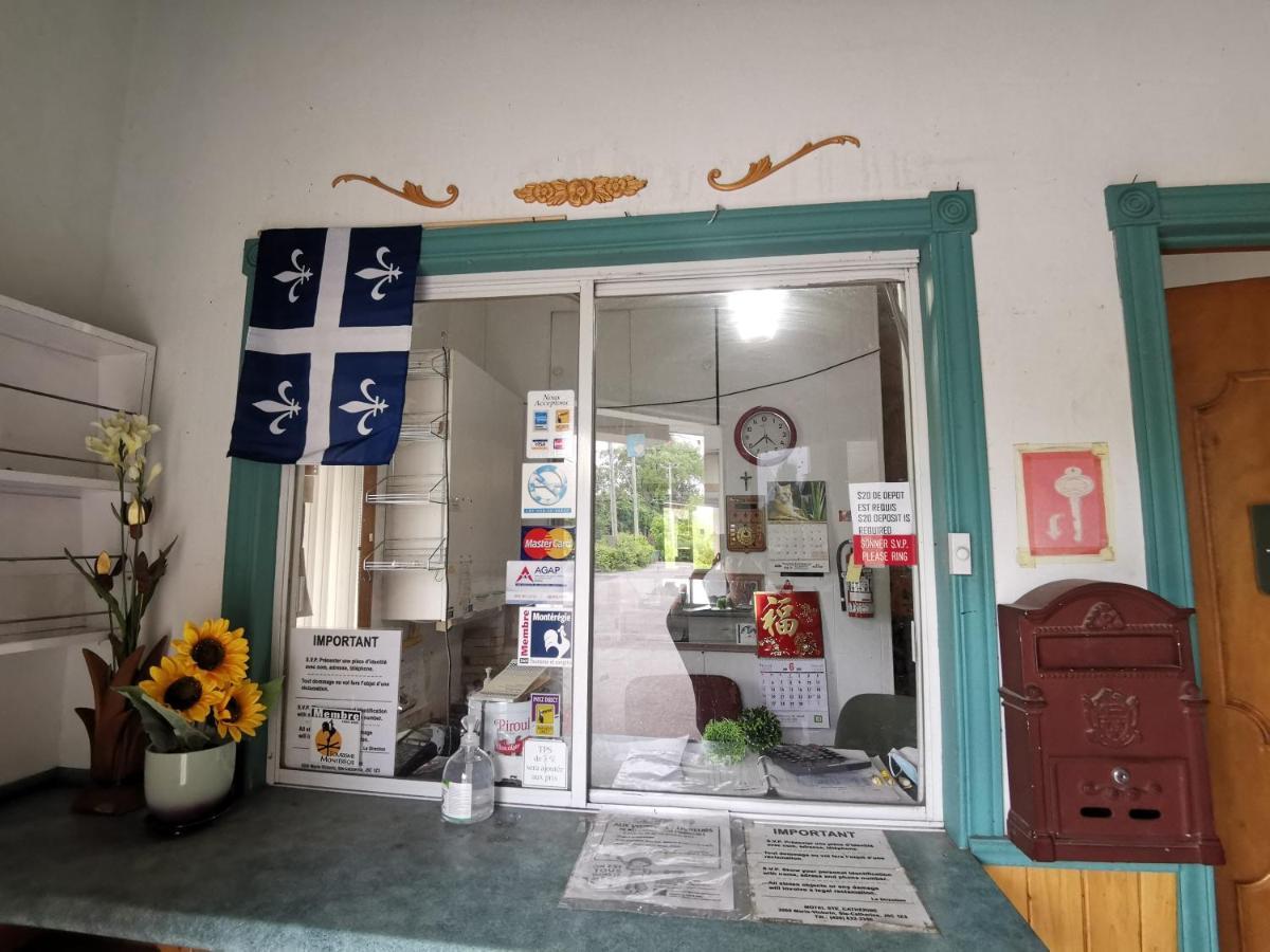 Motel Sainte Catherine Εξωτερικό φωτογραφία