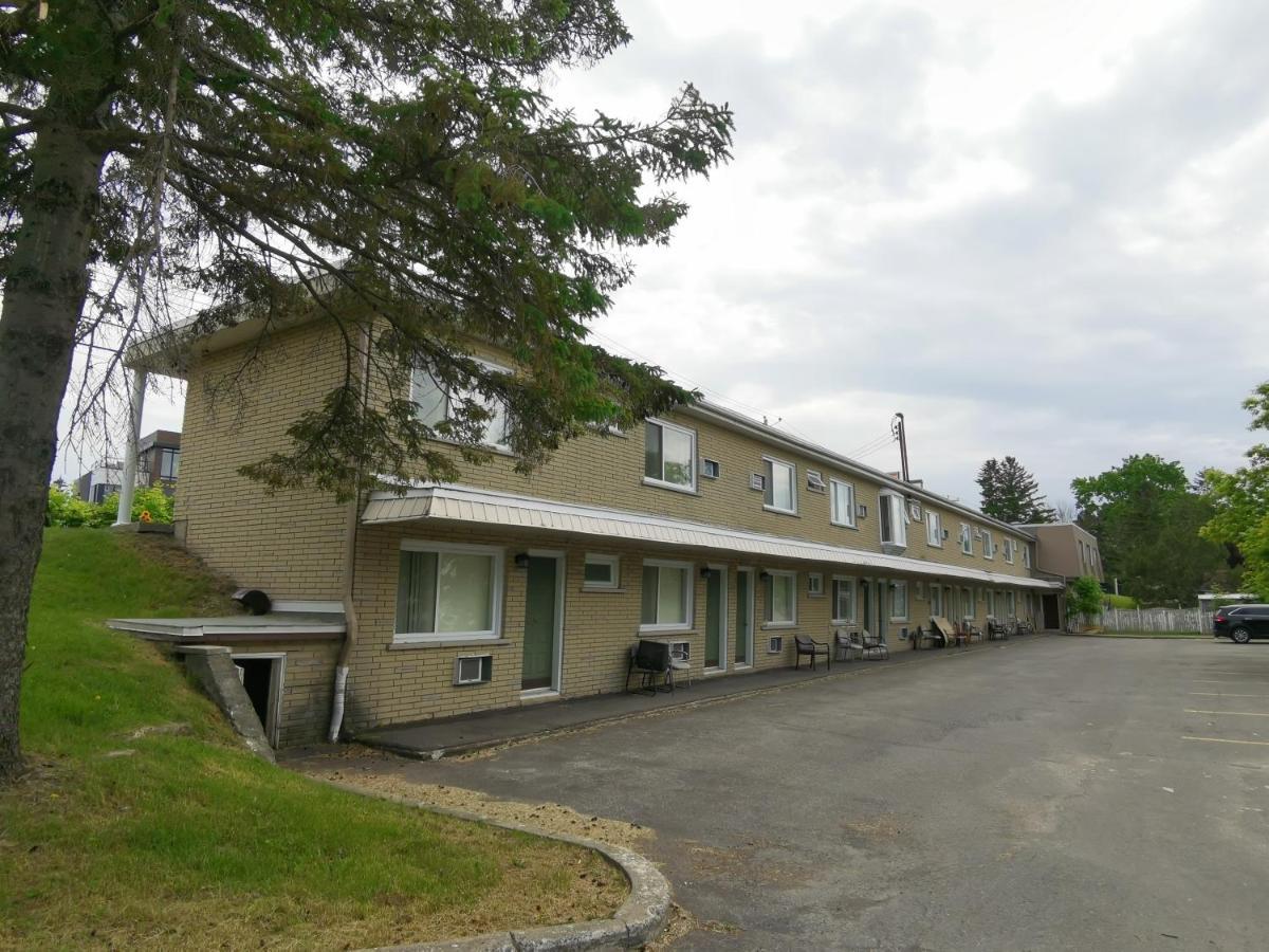 Motel Sainte Catherine Εξωτερικό φωτογραφία
