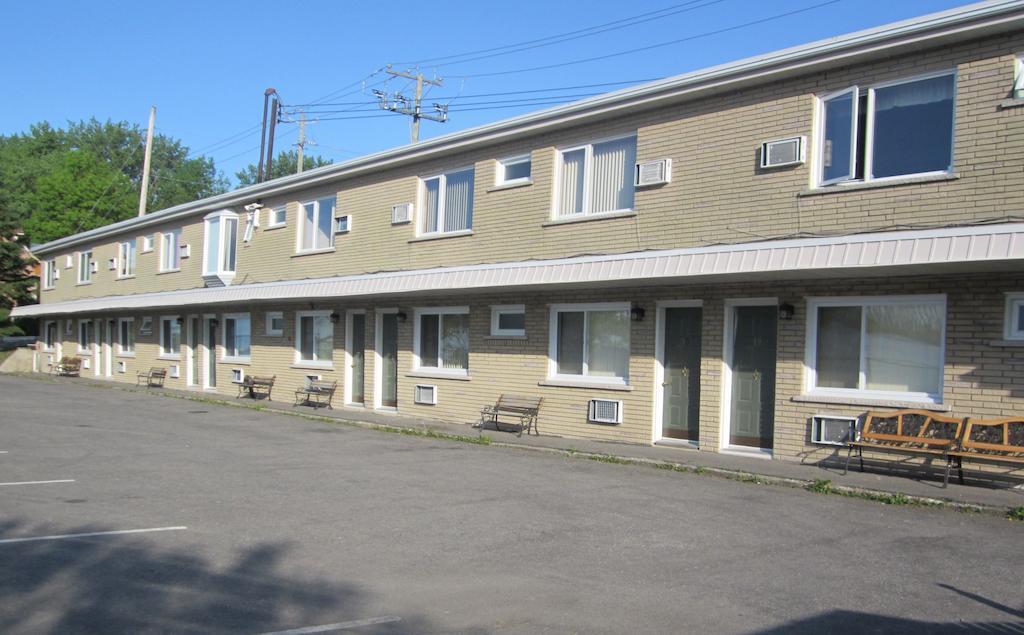 Motel Sainte Catherine Εξωτερικό φωτογραφία